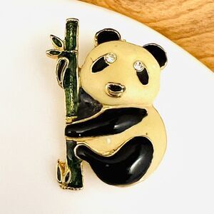 Cute Vintage Panda Bear Brooch Climbing Bamboo Rhinestone Eyes Gold Enamel 4191